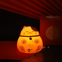 Load image into Gallery viewer, Japanese Lucky Cat Night Light