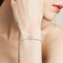 Load image into Gallery viewer, Lovely Cat Pendant Bracelet
